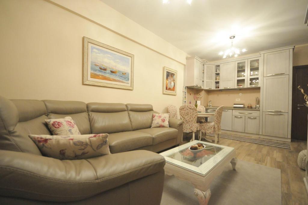 Будва: Lux Apartments MMS