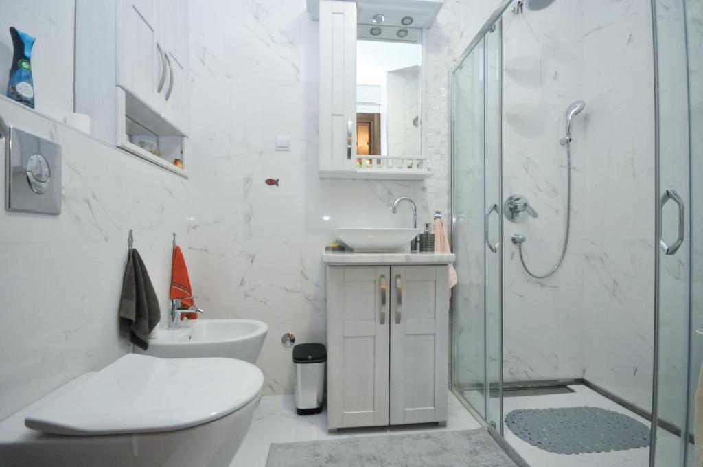 Будва: Lux Apartments MMS