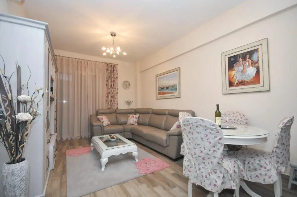 Будва: Lux Apartments MMS