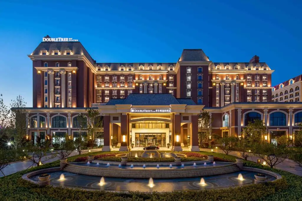 Циндао: DoubleTree by Hilton Qingdao Oriental Movie Metropolis