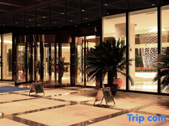 Чунцин: Howard Johnson Puhui Plaza Chongqing Qijiang