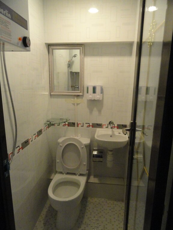 Гонконг: Davao Hostel