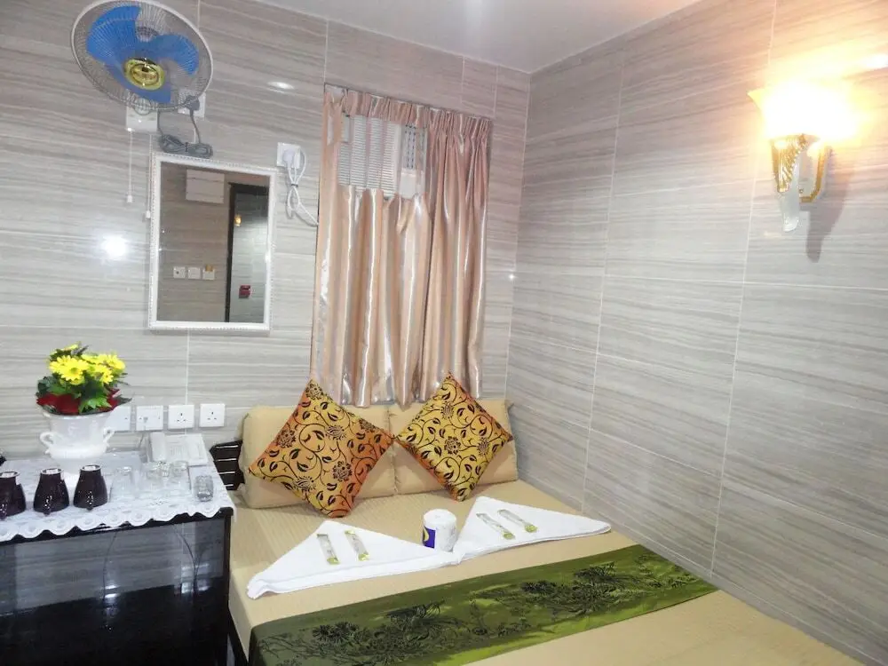 Гонконг: Davao Hostel