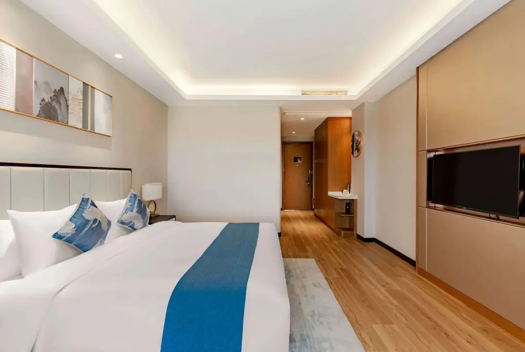 Хуайбэй: Howard Johnson Lakeview Hotel Huaibei