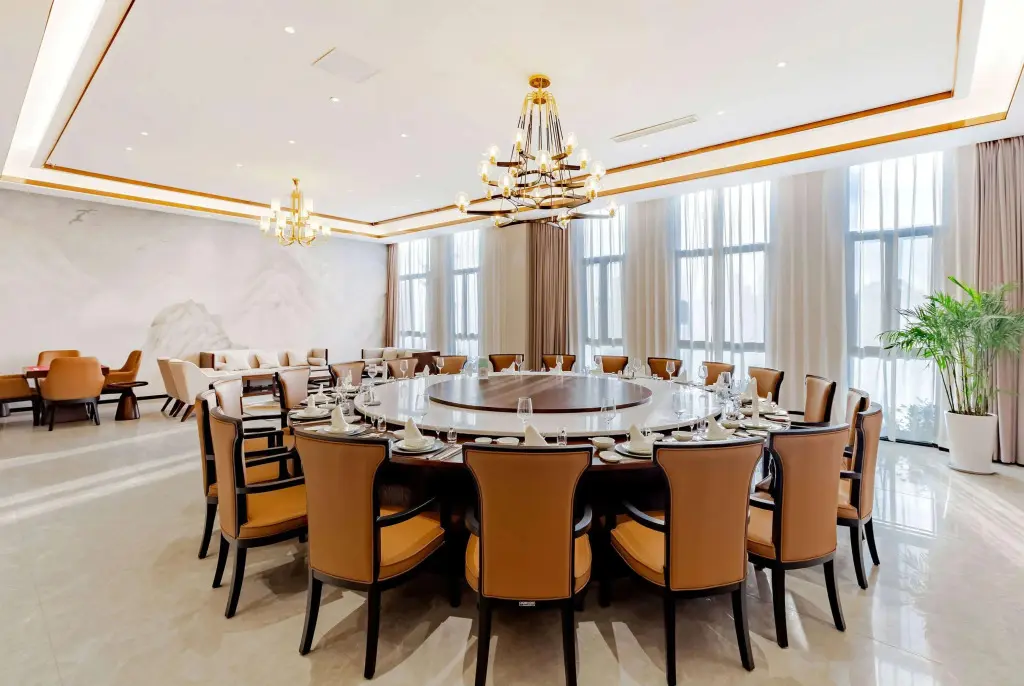Хуайбэй: Howard Johnson Lakeview Hotel Huaibei