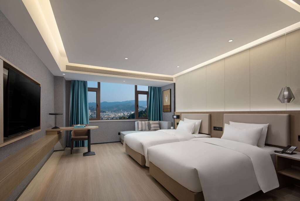 Ляньчжу: Wyndham Garden Puer Mojiang