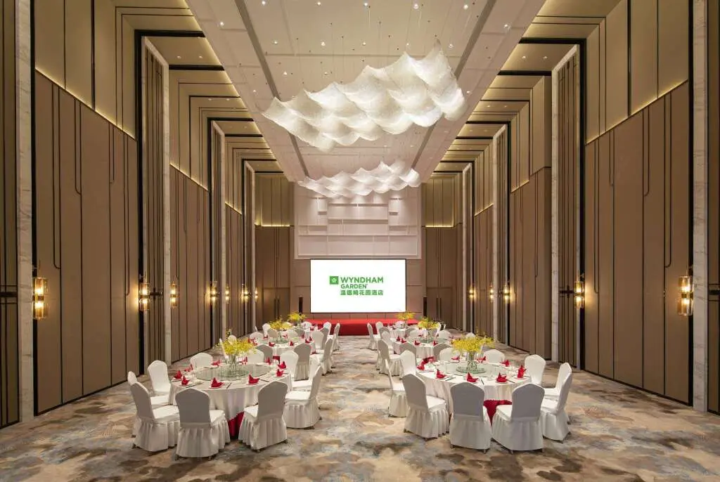 Ляньчжу: Wyndham Garden Puer Mojiang