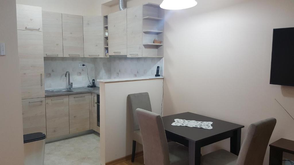 Доброта: Nikolina Apartments