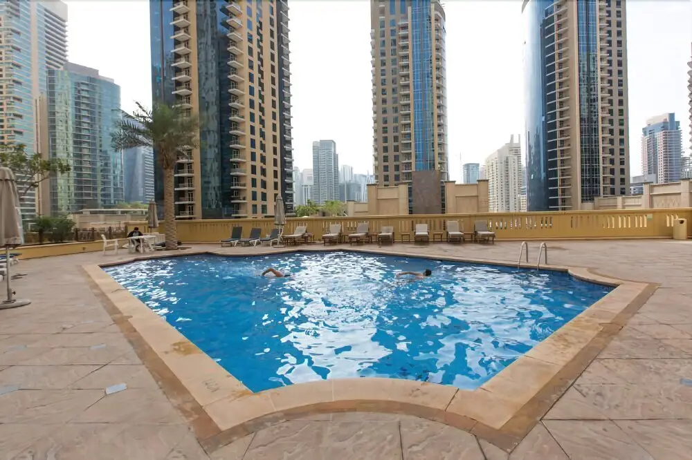Дубай: Rojen Apartments