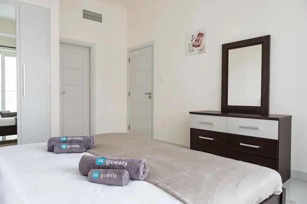Дубай: Continental Tower by HiGuests Vacation Homes
