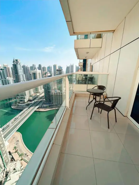 Дубай: 5 Star Serviced Apartment with Beach Access in the Heart of Dubai Marina Free Welcome Gift Box Upon Arrival