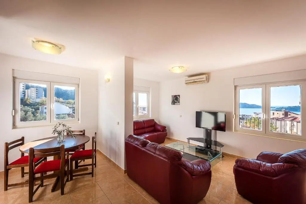 Будва: Apartments Sunny Family