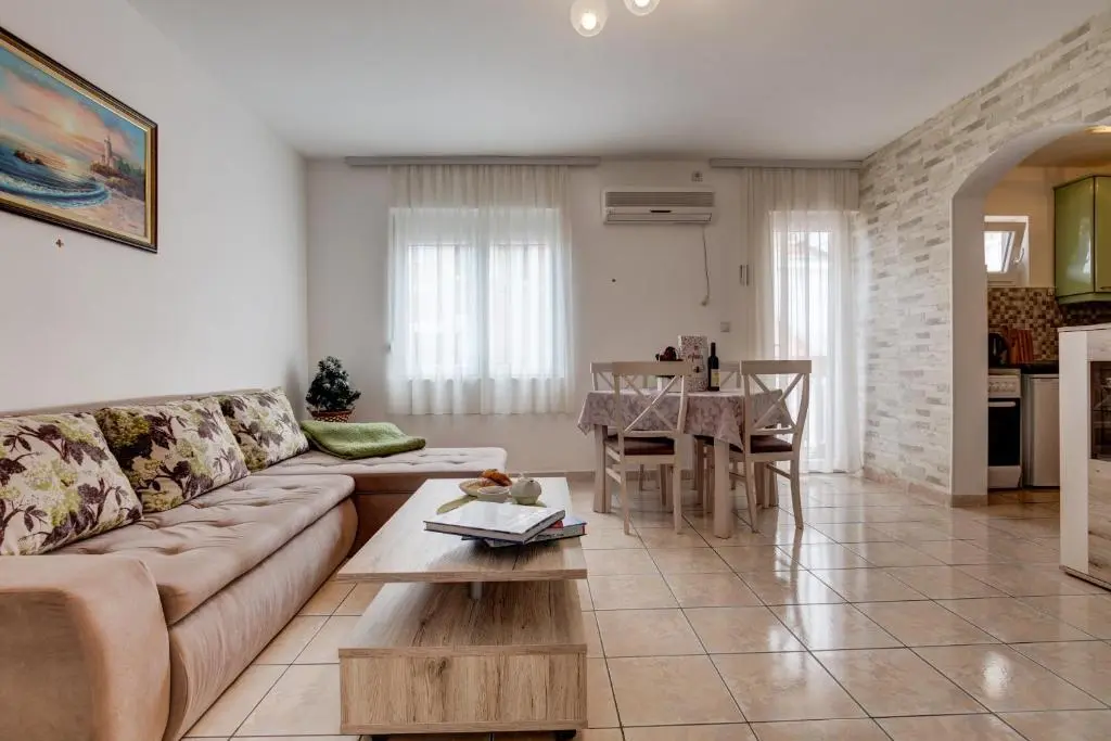 Будва: Apartment Radojevic Ii