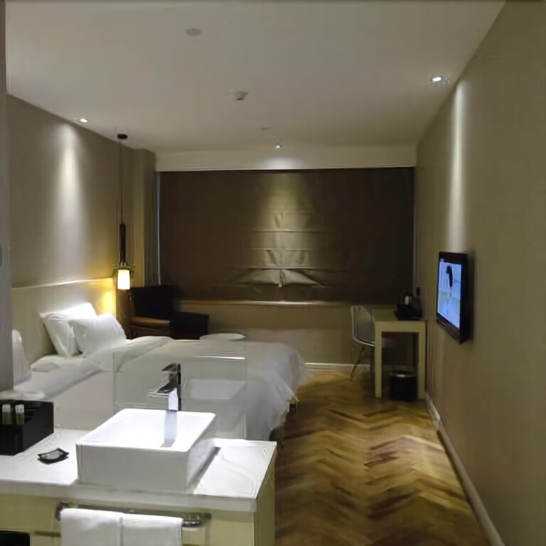 Нинбо: Boning Hotel (Ningbo Tianyi)