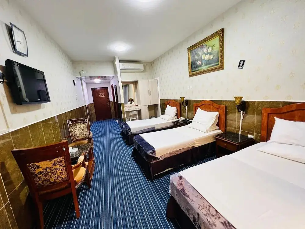 Дубай: London Hotel
