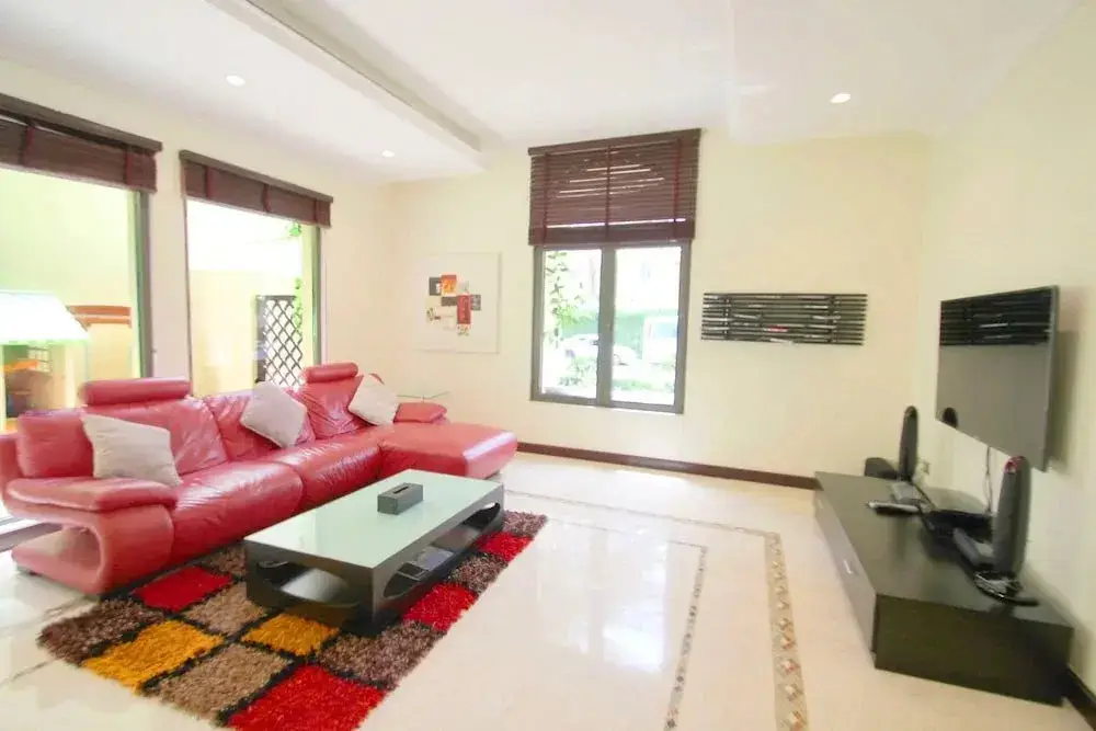 Дубай: The Palm Jumeirah Villas - Frond H