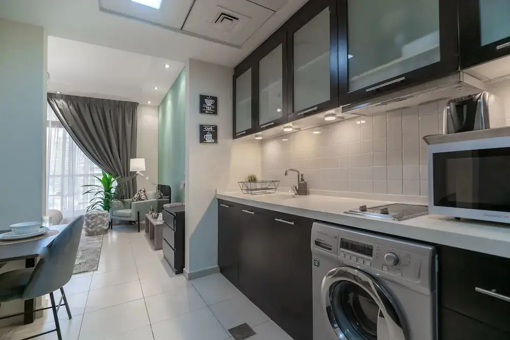 Дубай: Skyview Tower by Higuests Vacation Homes