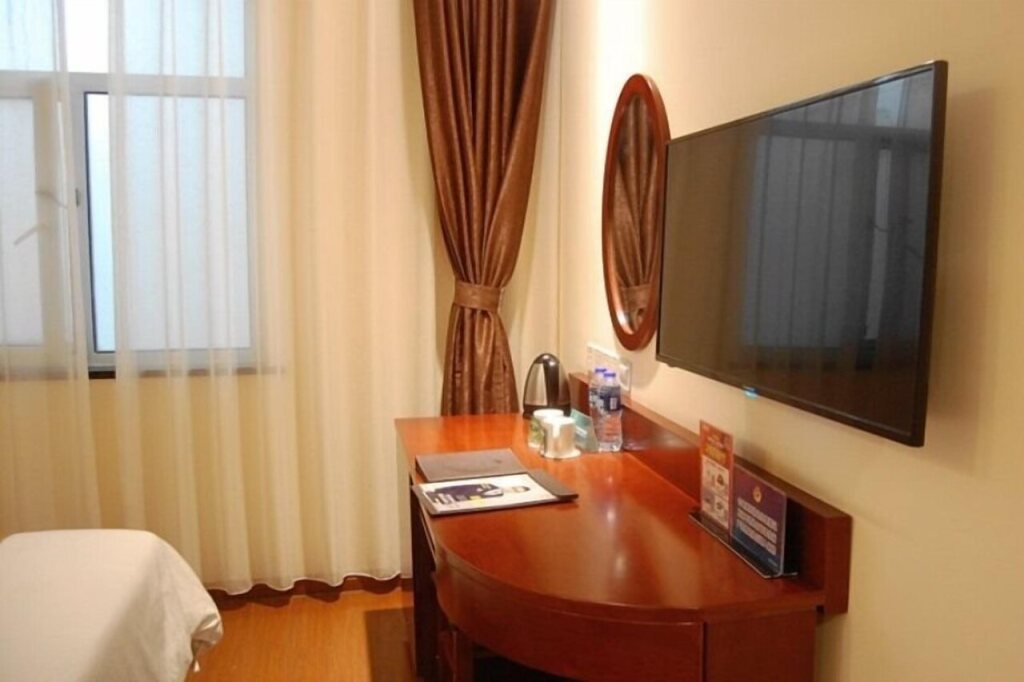 GreenTree Inn Beijing Haidian Shijingshan North China University of Technology Express Hotel — фото 1