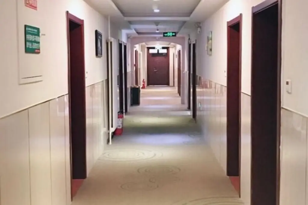 Пекин: GreenTree Inn Beijing Fangshan Yanshan Petrochemical Metro Station Express Hotel