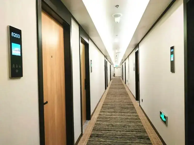 Пекин: GreenTree Inn Beijing Chaoyang District Langxinzhuang Metro Station Express Hotel