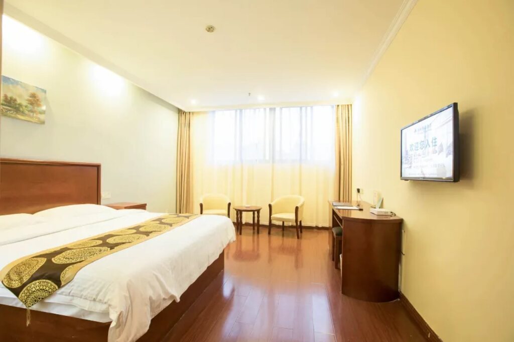 Чанчжоу: GreenTree Inn Changzhou Wujin Bus Terminal Express Hotel