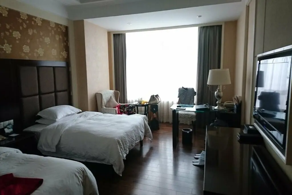 Даньдун: Home Inn Selected (Dandong Railway Station)