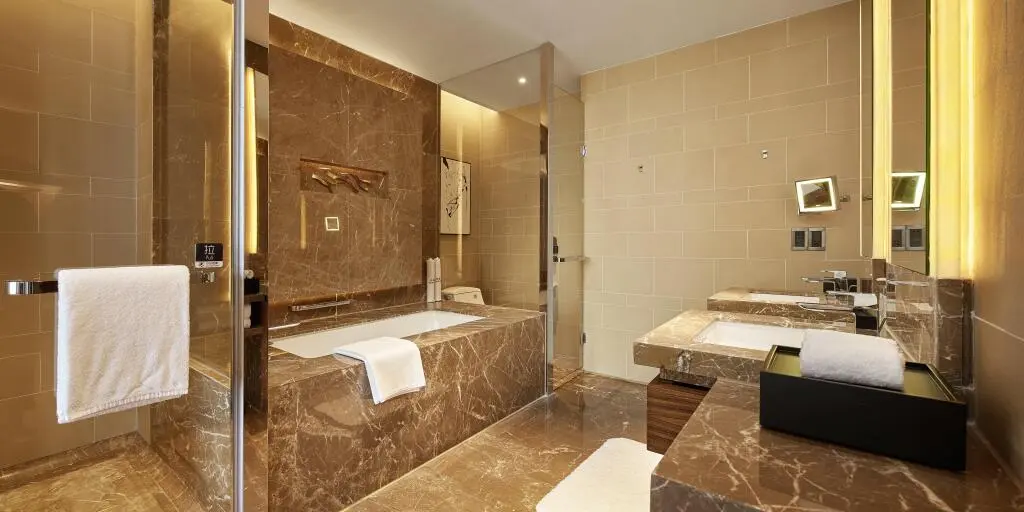 Нинбо: HUALUXE Ningbo Harbor City, an IHG Hotel