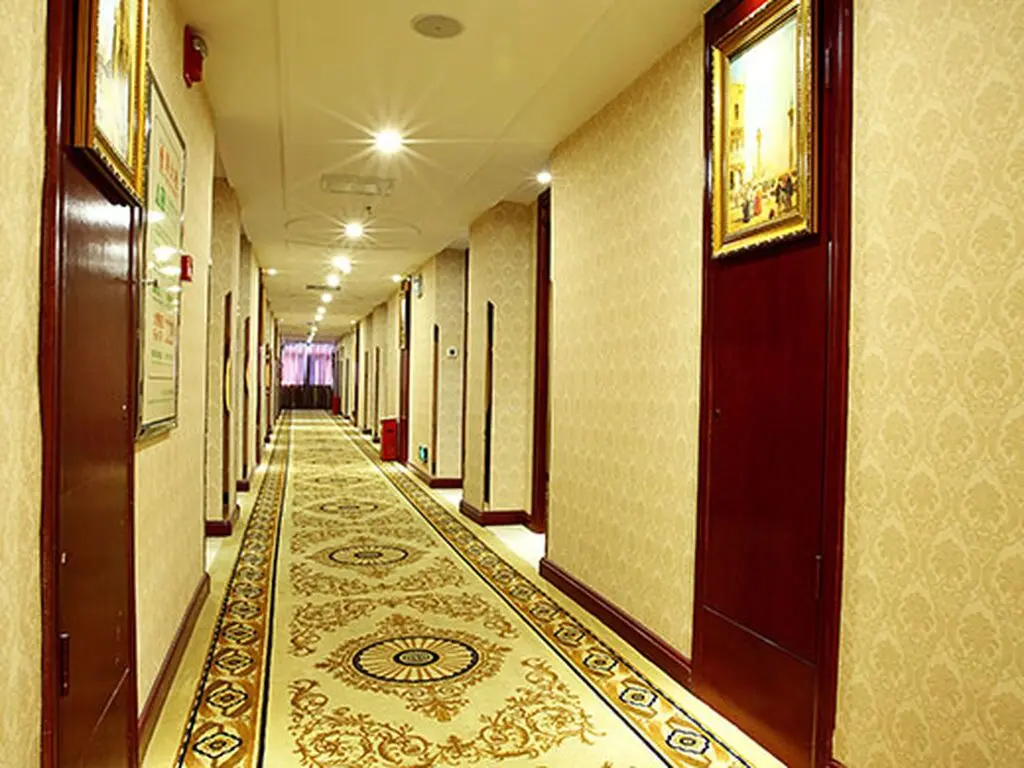 Чанша: Vienna Hotel Changsha Furong Middle Road