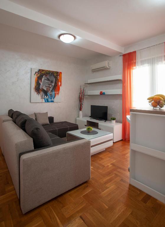 Будва: Dobrljanin LUX apartment