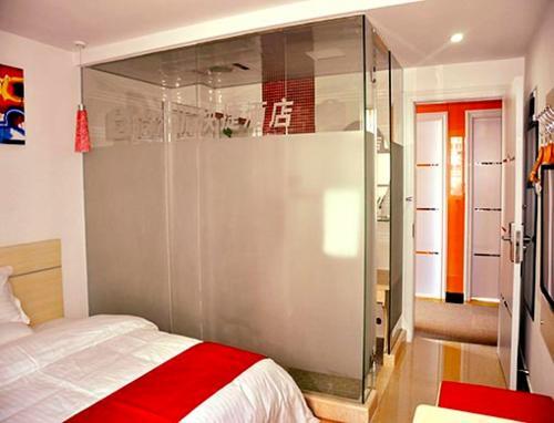 Цюаньчжоу: Thank Inn Chain Hotel Fujian Quanzhou Zhonglou