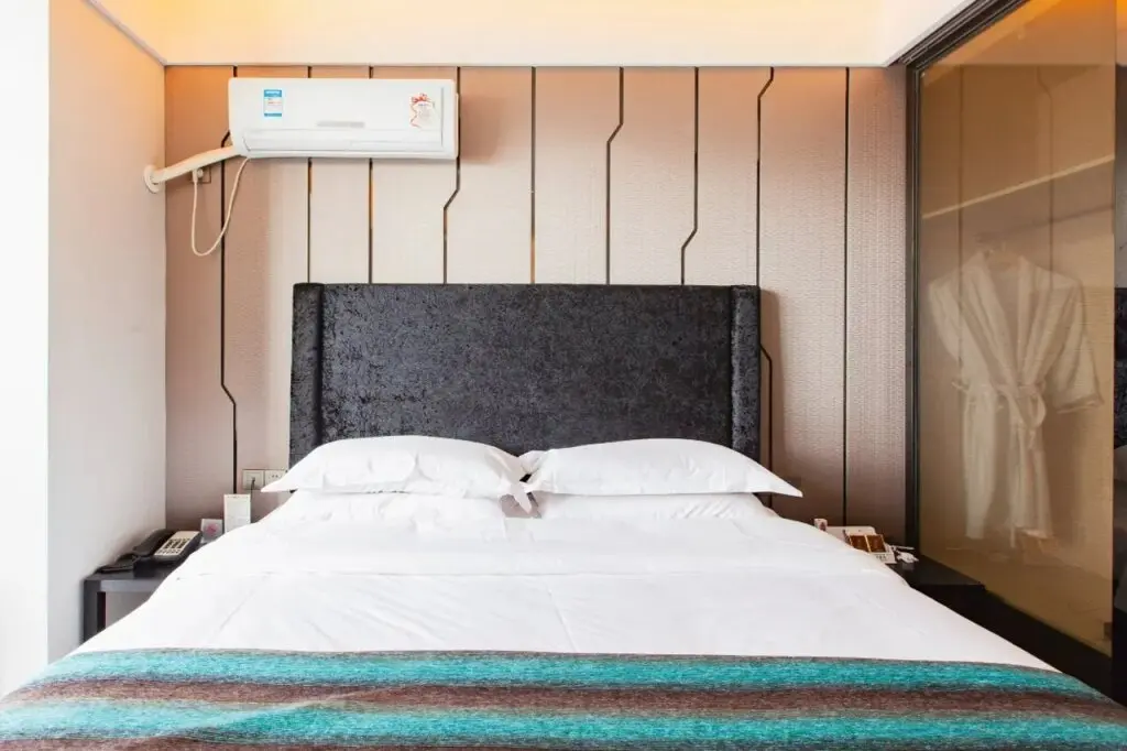 Ганьчжоу: Thank Inn Chain Hotel Jiangxi Ganzhou Zhanggong Dis. Railway Station