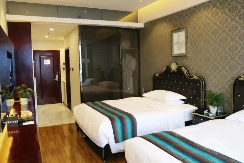 Ганьчжоу: Thank Inn Chain Hotel Jiangxi Ganzhou Zhanggong Dis. Railway Station