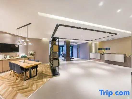 Вэйфан: Home Inn Selected (Changyi Jiaotong Street Zhongbai building store)