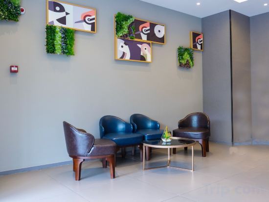 Сиань: Home Inn Selected (Xi'an Aerospace City Management Committee East Chang'an Street Metro Station)