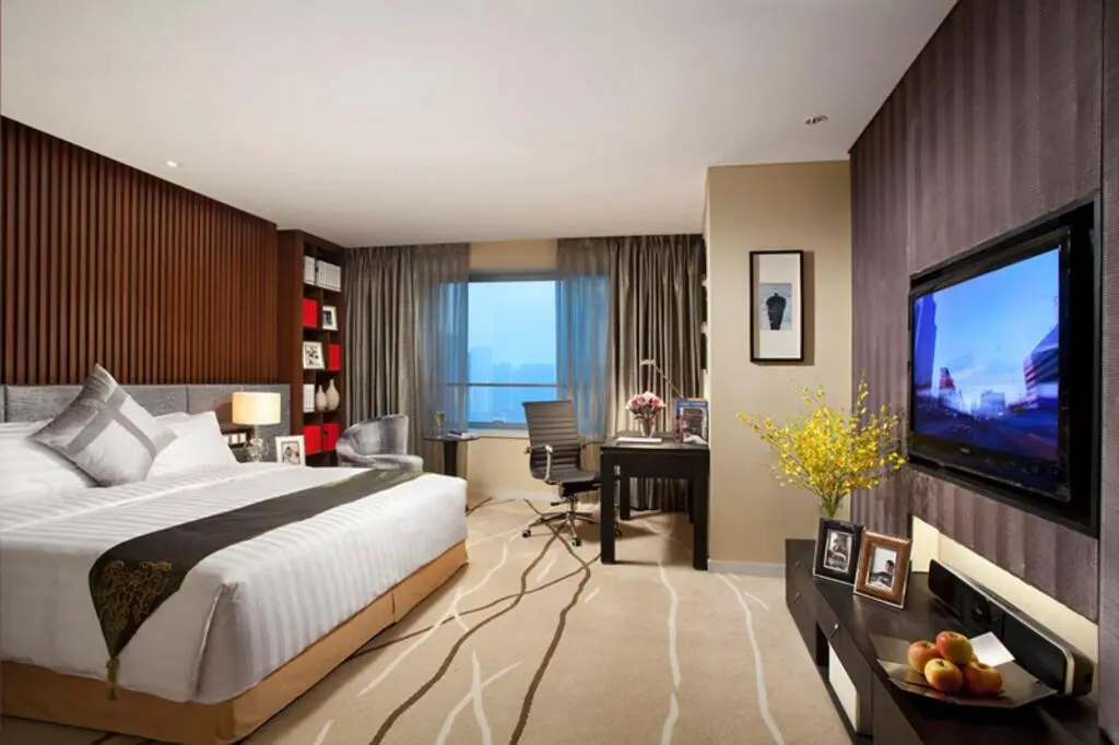 Шанхай: Hong Kong Plaza Service Apartment