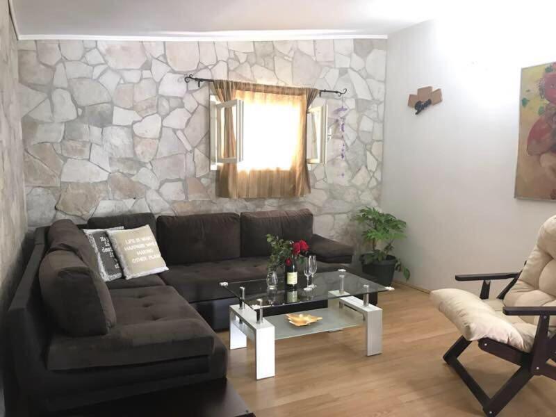 Доброта: Apartment Alisa