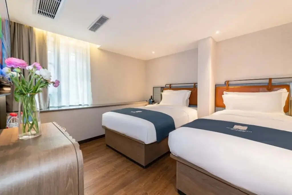 Гуанчжоу: Echarm Hotel Guangzhou Tiyu West Raod Metro Statio