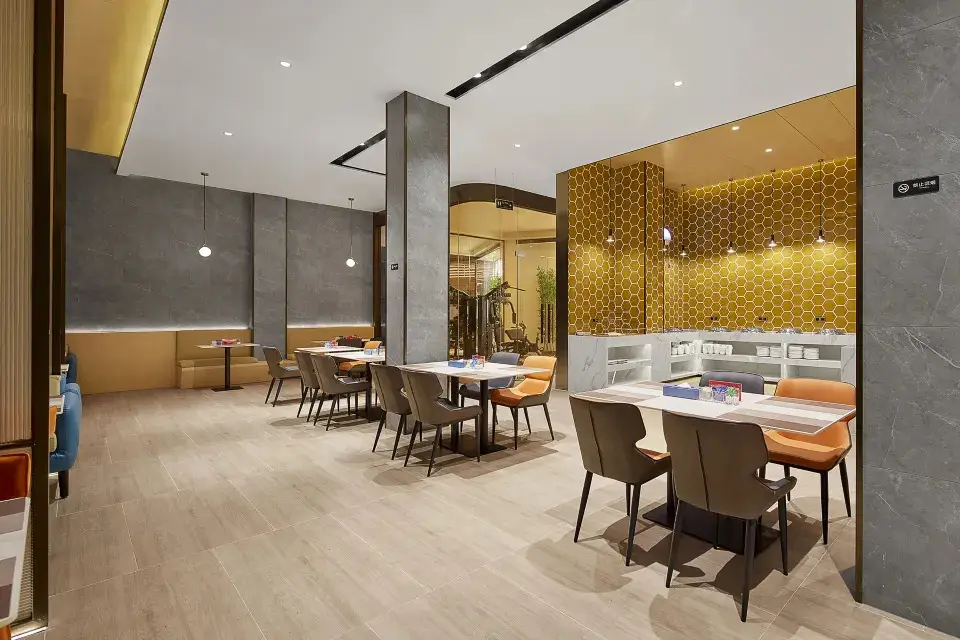 Гуанчжоу: Fengyue Light Shang Hotel (Guangzhou Baiyun Airport, Renhe Subway Station)