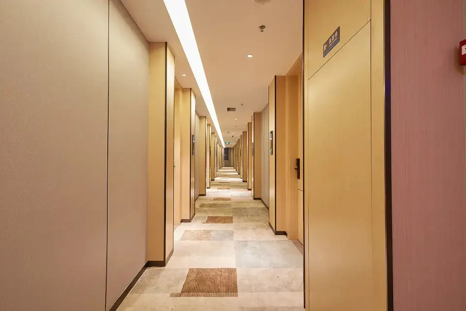 Гуанчжоу: Fengyue Light Shang Hotel (Guangzhou Baiyun Airport, Renhe Subway Station)