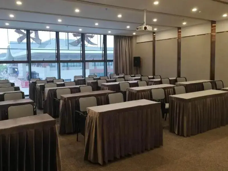 GreenTree Inn Guiyang Wudang District High-speed Railway East Station — фото 1