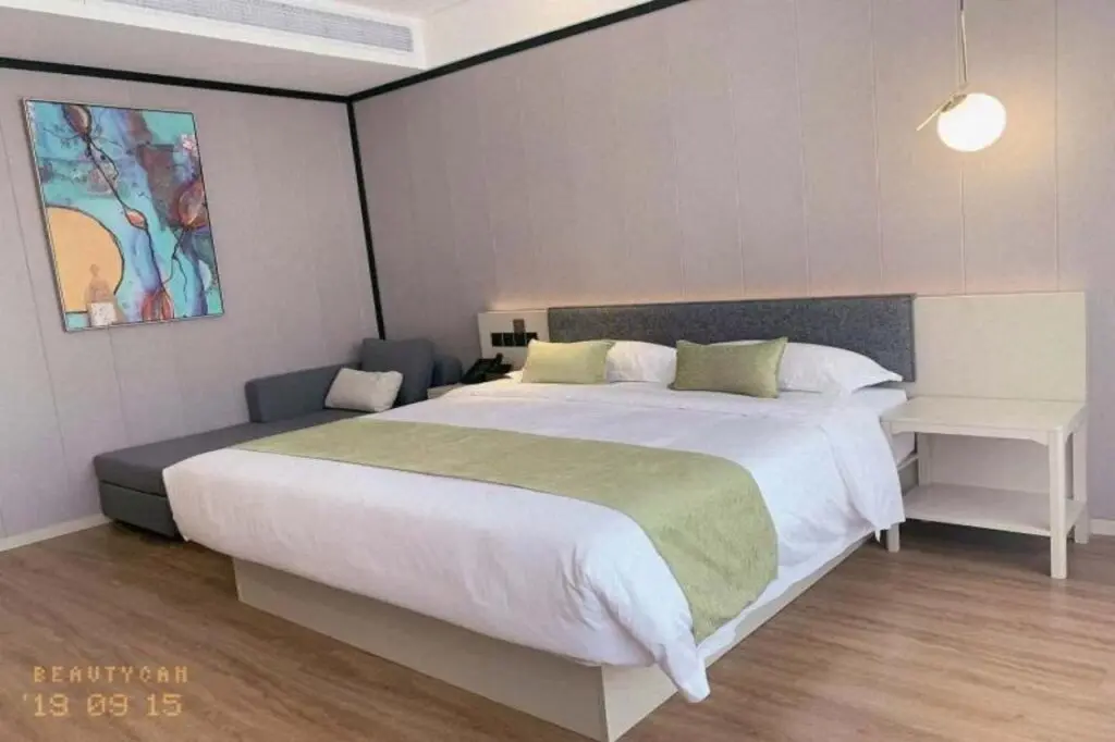 Ханчжоу: Gya Jiaxing Pinghu City Wuyue Square Shengli Road