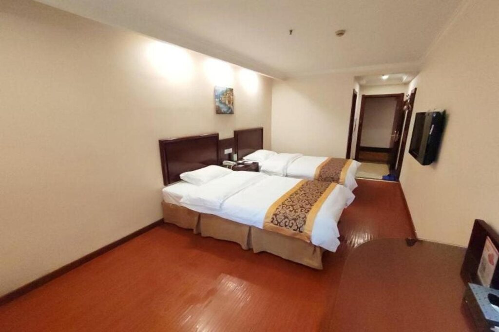 Хэфэй: GreenTree Inn Hefei Railway Station Metro Station Zhanqian Road Square Express Hotel