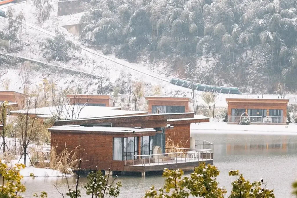 Хучжоу: SENBO Nature Park and Resort Moganshan