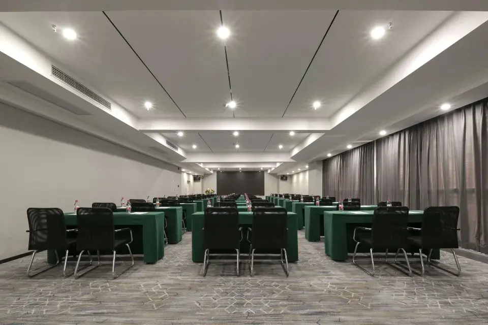 Цзинчжоу: Echarm Hotel Jingzhou Olympic Sports Center