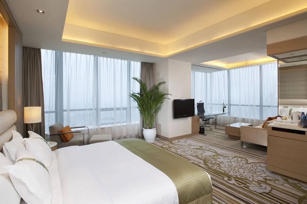 Тяньцзинь: Holiday Inn Tianjin Riverside By Ihg