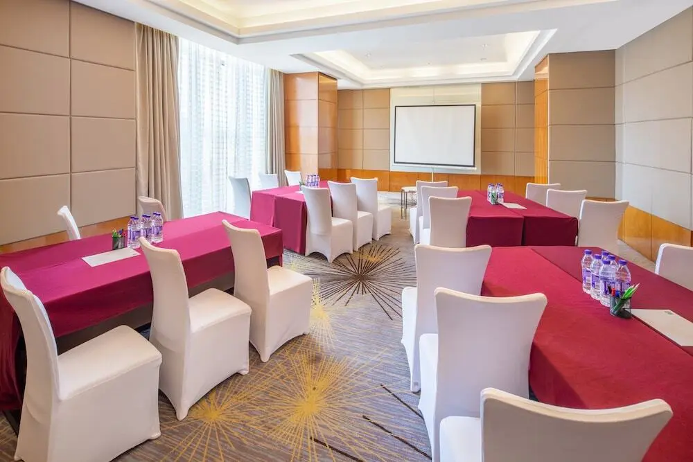 Тяньцзинь: Holiday Inn Tianjin Riverside By Ihg