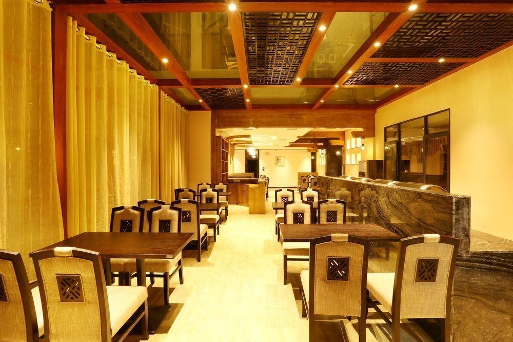 Чжанцзяцзе: Jinghua Mountain Villa