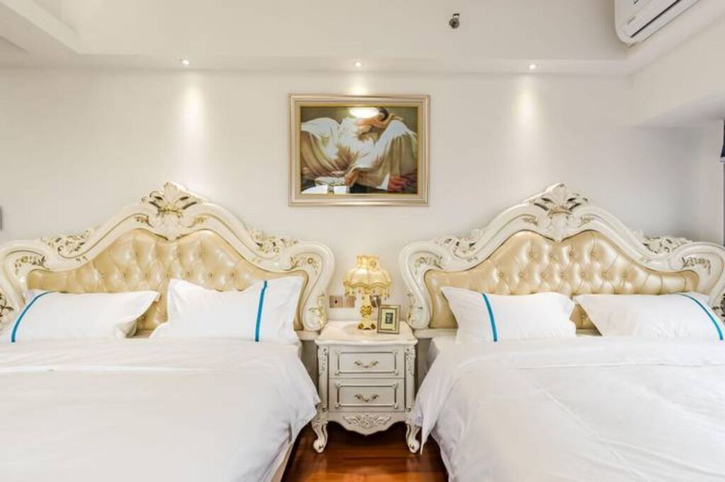 Шэньчжэнь: Отель Western Theme Holiday Apartment Hotel