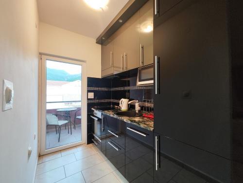 Тиват: Donja Lastva Apartment