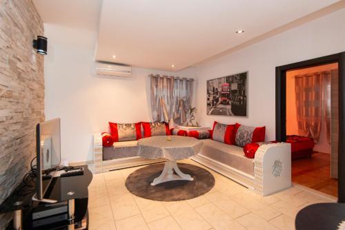 Тиват: Donja Lastva Apartment